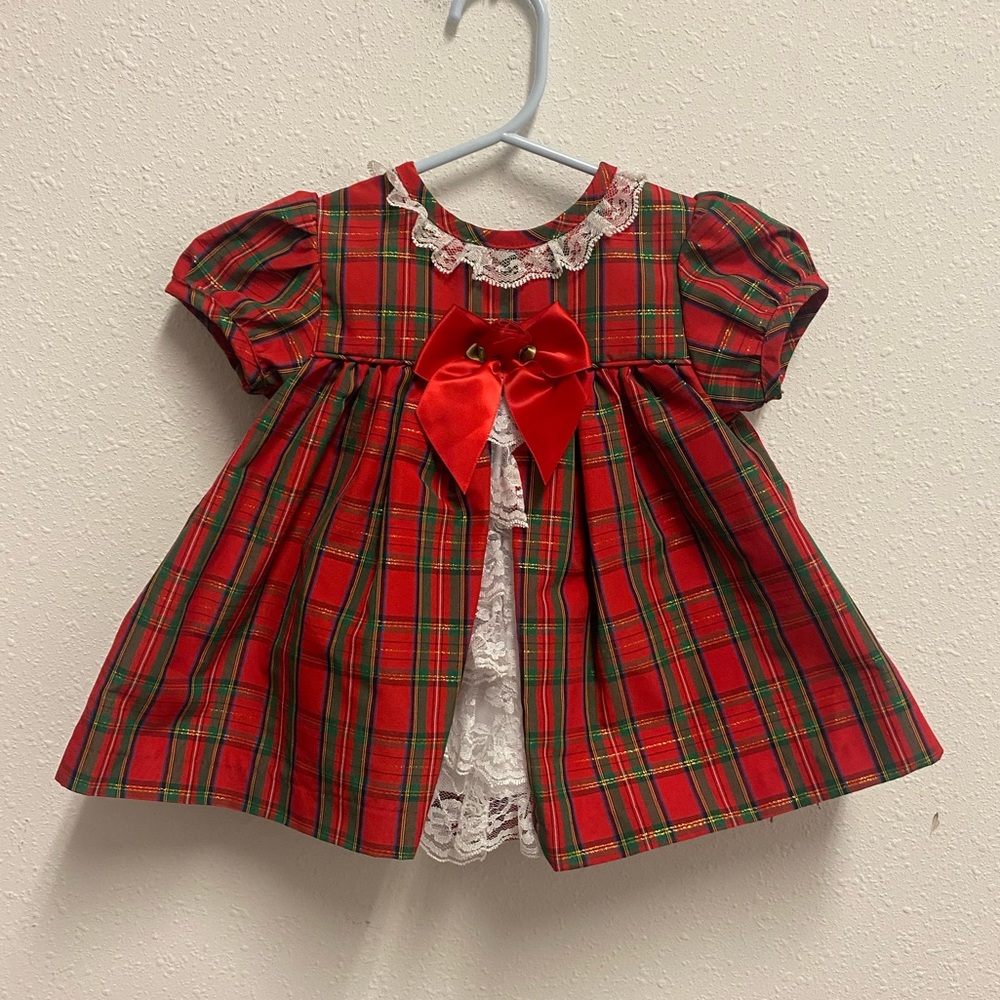 Vintage Bryan Baby Girl Dress Size 0-3 months